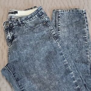 Trukfit Acid Wash Super Soft Lightweight Denim Jeans Size 3